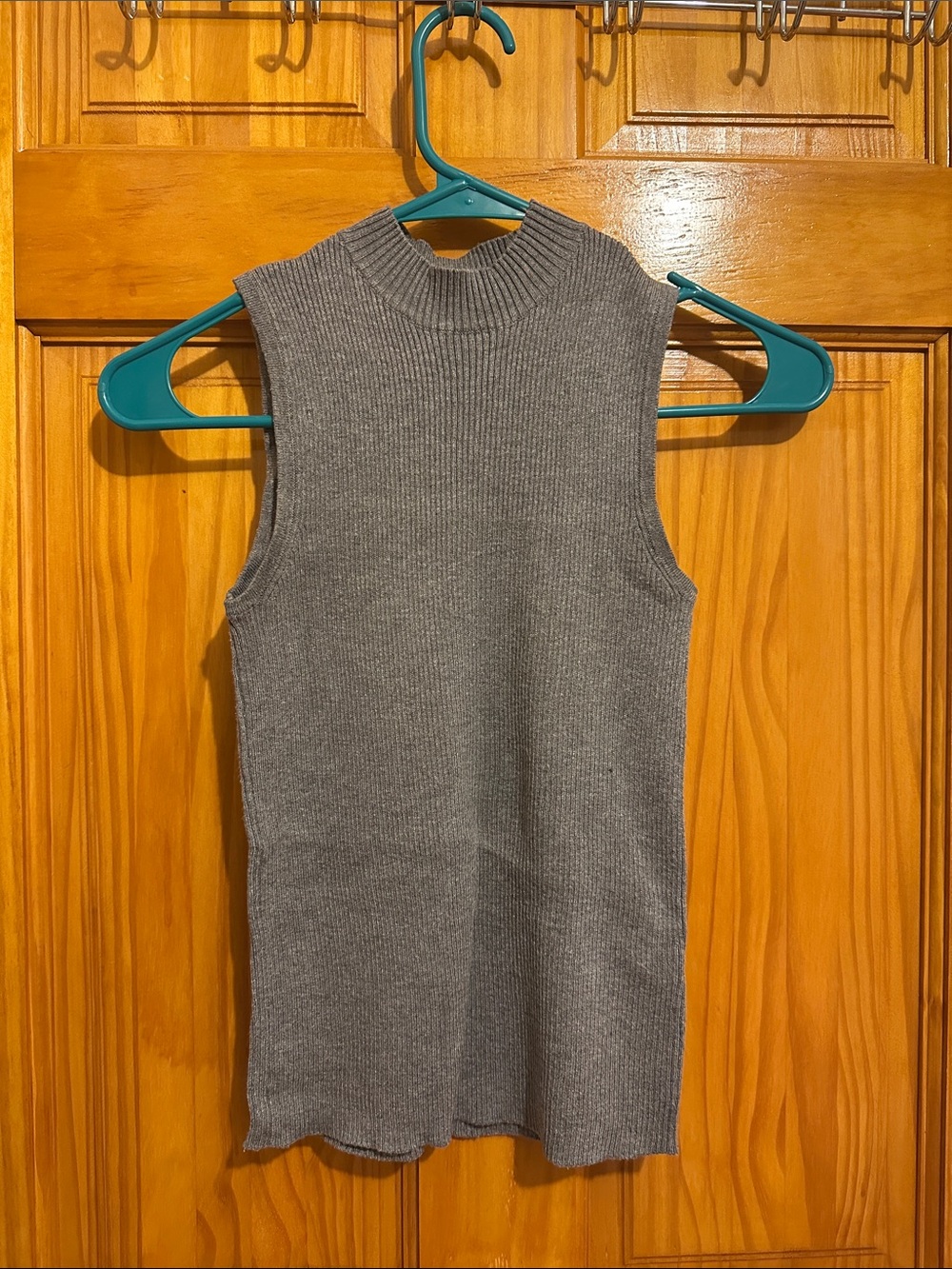 Ambiance Gray Ribbed Mock Neck Sleeveless Tank